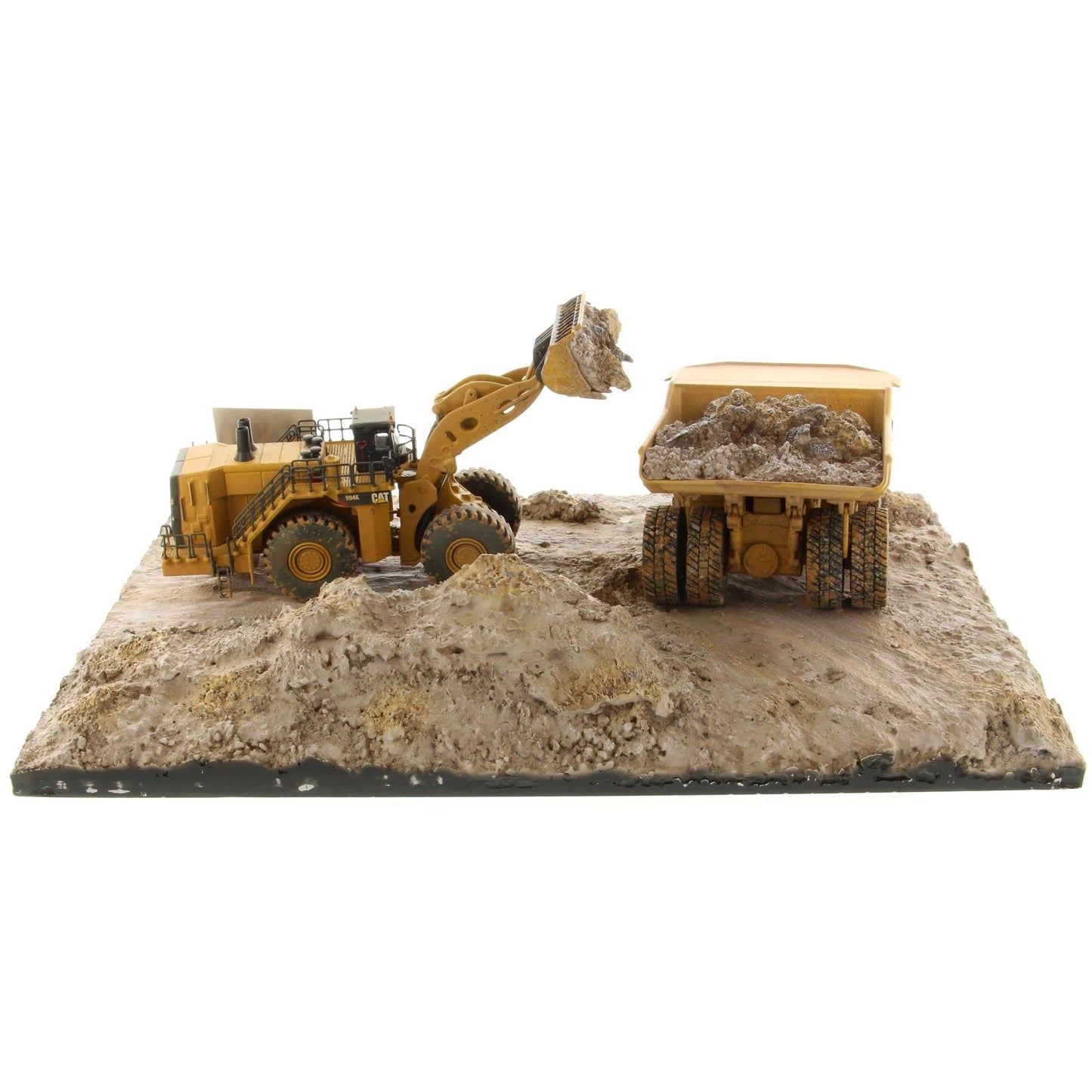 CAT Weathered 994K Wheel Loader & 797 Truck - 1/50 Scale Diecast Masters DM85762