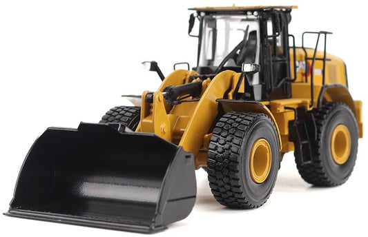 CAT 950 Wheel Loader HL - 1/50 Scale Diecast Masters DM85770