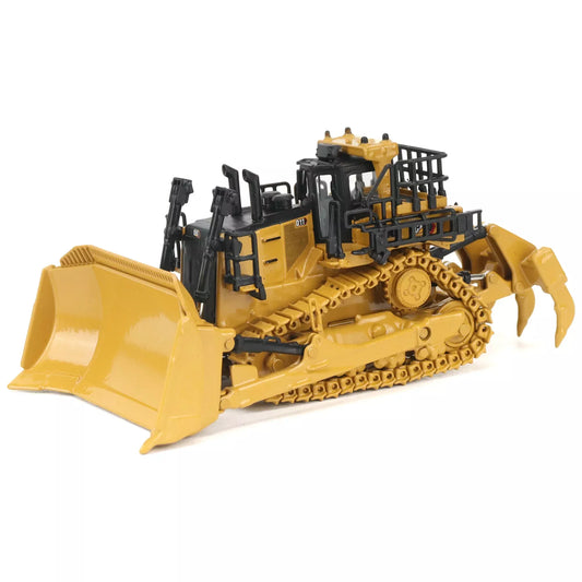 CAT D11 Dozer - TKN Design with Metal Tracks - 1/87 Scale Diecast Masters DM85777