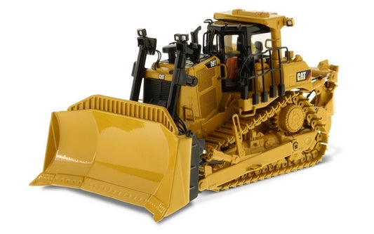 CAT D9T Track Type Tractor HL- 1/50 Scale Diecast Masters DM85944