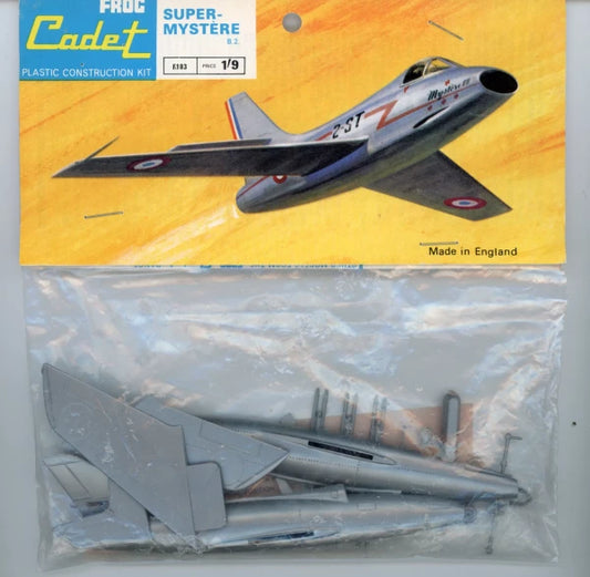 Super Mystere B2 - 1/100 Scale Frog Cadet F183