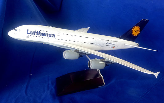 Airbus A380 Lufthansa - 1/200 Scale Gemini Jets G2DLH405