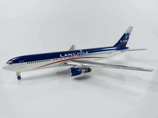 Boeing 767-300 LAN Chile - 1/400 Scale Gemini Jets GJLAN228