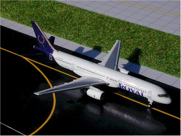 Boeing 757-200 Royal Aviation - 1/400 Scale Gemini Jets GJROY140