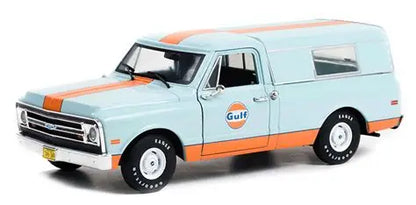 Chev C-10 Run On Empty W/Camper Shell Gulf Oil '68 1/24 GreenLight GR85062