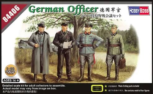 GERMAN OFFICERS - 1/35 Scale Hobby Boss 84406
