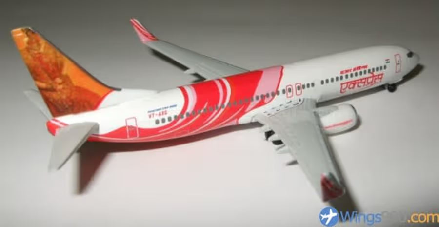 Boeing 737-800 Air India Express - 1/500 Scale Hogan Models HG8072