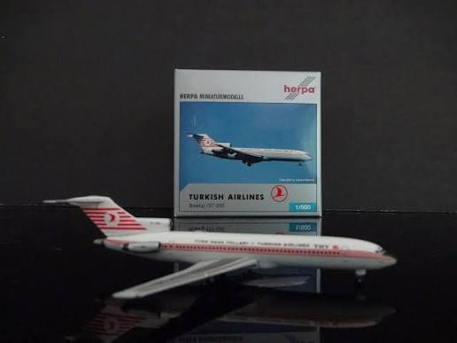 Boeing 727-200 THY Turkish Airlines - 1/500 Scale Herpa Wings HW503204