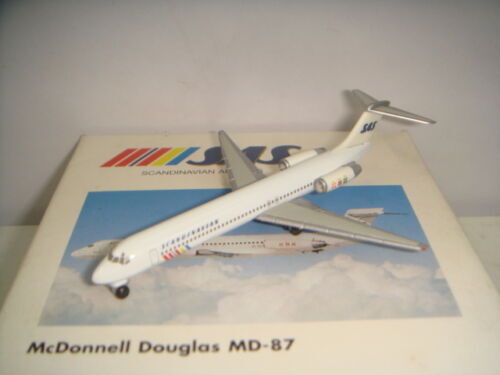 McDonnell Douglas MD-87 SAS Scandinavia Airlines - 1/500 Scale Herpa Wings HW506007