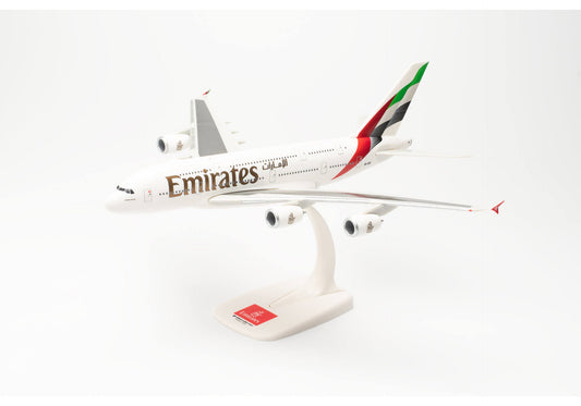 Airbus A380 Emirates Desktop Display Model 1/250 Scale Herpa 61405