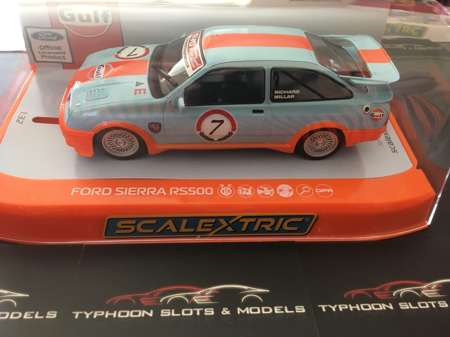 Ford Sierra RS500 Gulf Edition Richard Millar - 1/32 Scale - Scalextric - SCAC4231