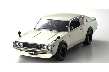 NISSAN SKYLINE 2000 GT-R KPGC110 WHITE  1/18 Scale Kyosho KYO08255W