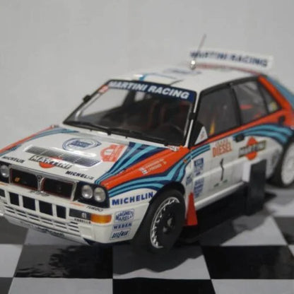 LANCIA DELTA INTE 1992 SANREMO MARTINI #1 1/18 Scale Kyosho KYO08348D