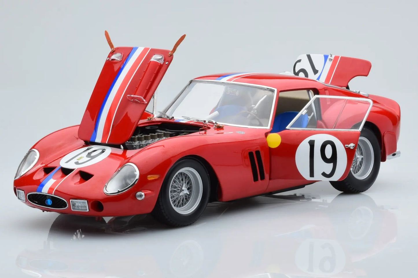 FERRARI 250 GTO 1962 LM#19 RED 1/18 Scale Kyosho KYO08438A