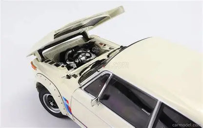 BMW 2002 TURBO WHITE 1/18 Scale Kyosho KYO08544W