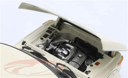 BMW 2002 TURBO WHITE 1/18 Scale Kyosho KYO08544W