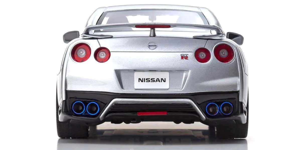 NISSAN GT-R (RESIN) SILVER 2020 1/18 Scale Kyosho KYOKSR18044S-B