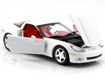 Corvette C6 White 2005 - 1/24 Scale - MotorMax - MOT73270