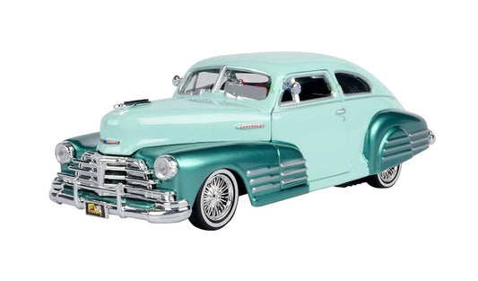 Chevrolet Aerosedan Fleetline Get Low Green 1948 - 1/24 Scale MotorMax MOT79027