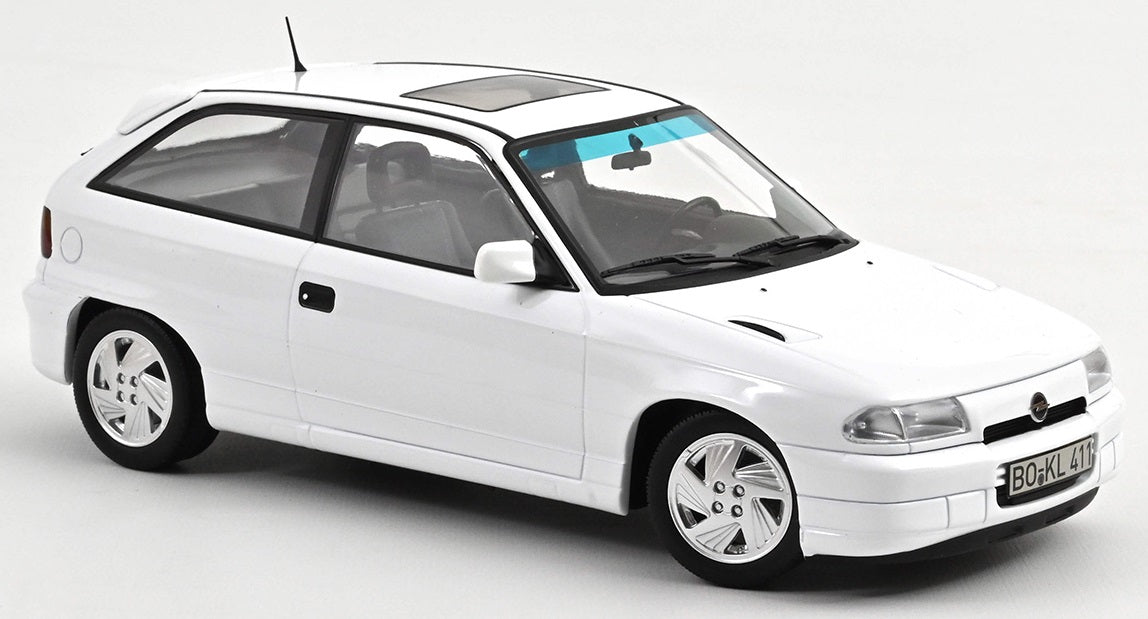 OPEL ASTRA GSI 1991 CASABLANCA WHITE CLOSED BODY 1/18 Scale NOREV MTDNOR183673