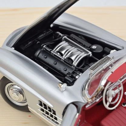 MERCEDES-BENZ 300 SL ROADSTER SILVER 1957 1/18 Scale NOREV MTDNOR183890