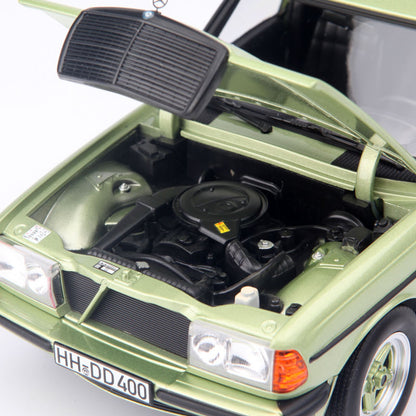MERCEDES-BENZ 200 AMG 1984 SILVER GREEN MET 1984 1/18 Scale NOREV MTDNOR183795