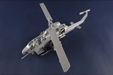 AH-1W Super Cobra - 1/35 Scale - Trumpeter - TRU05116