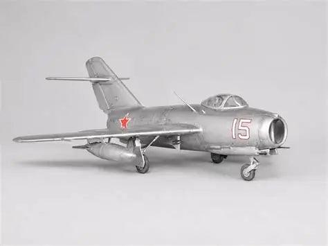 MIG-15 BIS Fagot B - 1/48 Scale - Trumpeter - TRU02806