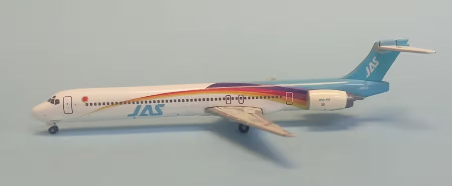 McDonnell Douglas MD-90-30 Japan Air System  - 1/400 Scale Phoenix Models PH10045