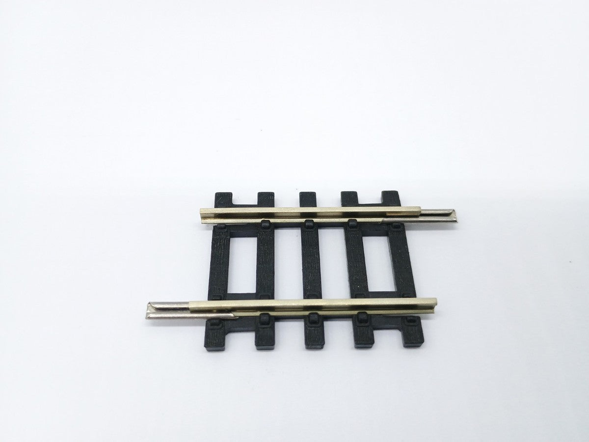 Quarter Straight Track 00 Gauge Hornby R610