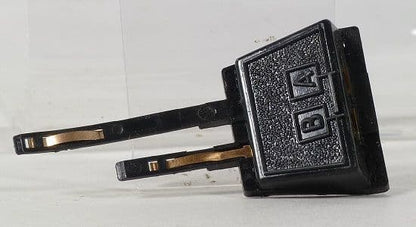 Digital Power Connecting Clip - 00 Gauge Hornby R8242