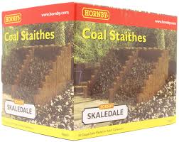 Coal Staithes - 00 Gauge Hornby R8603