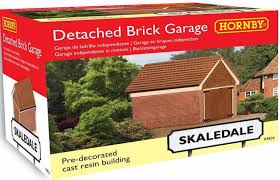 Detached Brick Garage - Hornby 9826