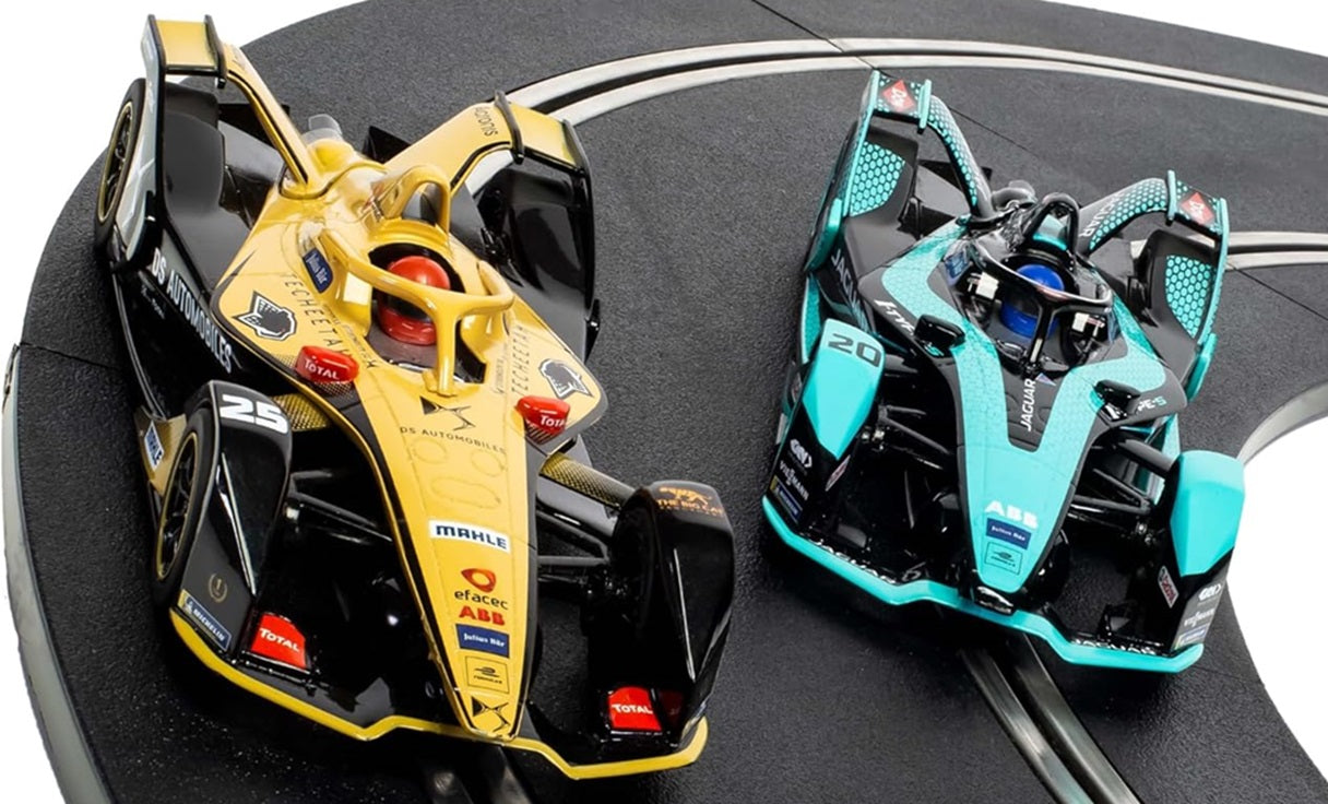 SPARK PLUG - FORMULA E RACE SET 1/32 Scale Scalextric SCAC1423P