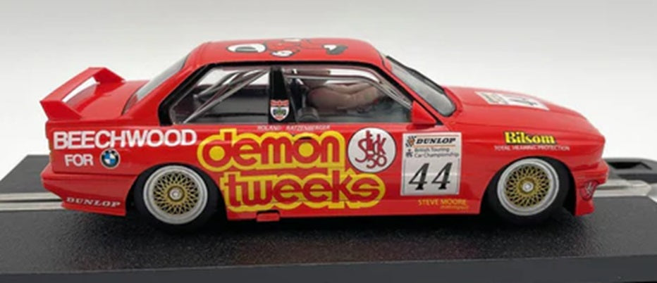 BMW E30 M3 (Roland Ratzenberger) 1/32 Scale Scalextric SCAC3739