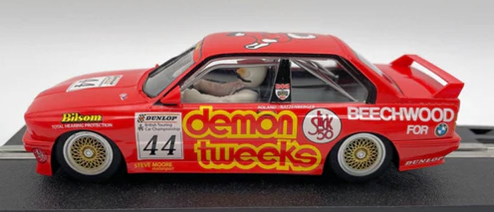 BMW E30 M3 (Roland Ratzenberger) 1/32 Scale Scalextric SCAC3739