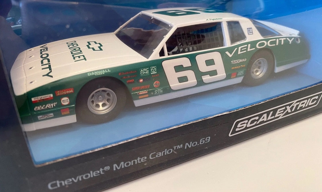 Chevrolet Monte Carlo 1986 No.69 Green/W 1/32 Scale Scalextric SCAC3947
