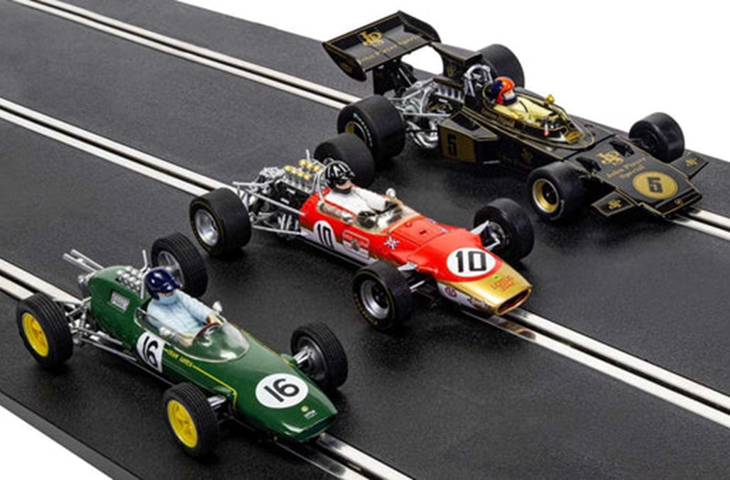 The Genius Of Colin Chapman - Lotus F1 T 1/32 Scale Scalextric SCAC4184AF