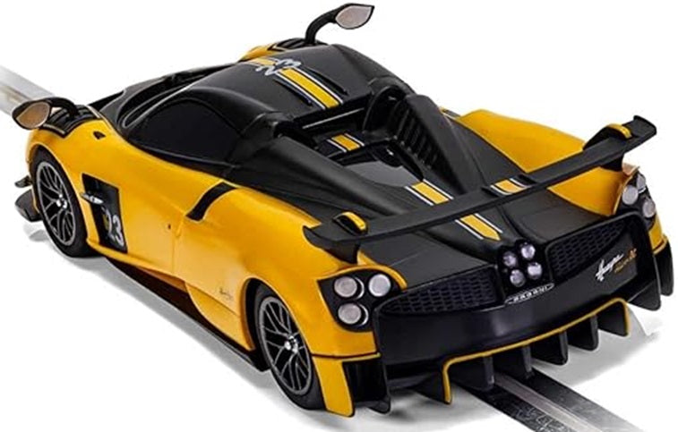 Pagani Huyara Roadster Bc Yellow 1/32 Scale Scalextric SCAC4212