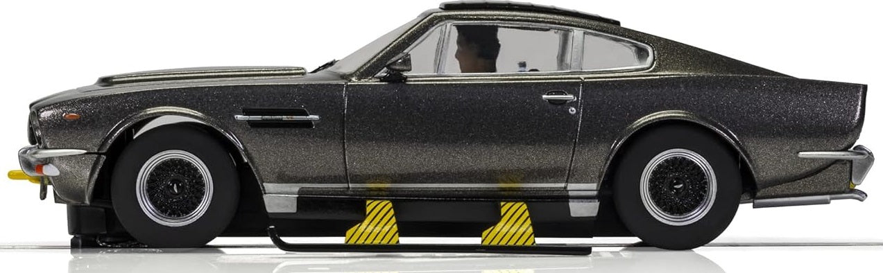 Aston Martin V8 - James Bond - The Living Daylights 1/32 Scale Scalextric SCAC4239
