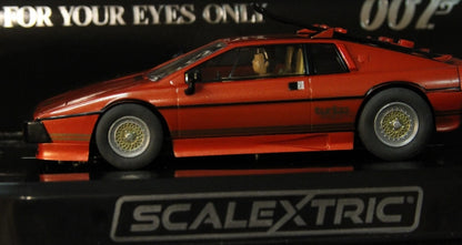 Lotus Esprit Turbo - James Bond - For Your Eyes Only 1/32 Scale Scalextric SCAC4301