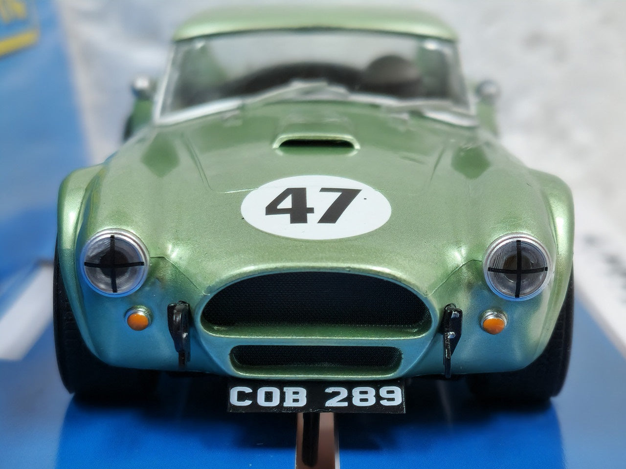 Shelby Cobra 289 1/32 Scale Scalextric SCAC4338