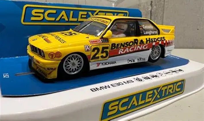 BMW E30 M3 Bathurst 1000 1992 Longhurst 1/32 Scale Scalextric SCAC4401