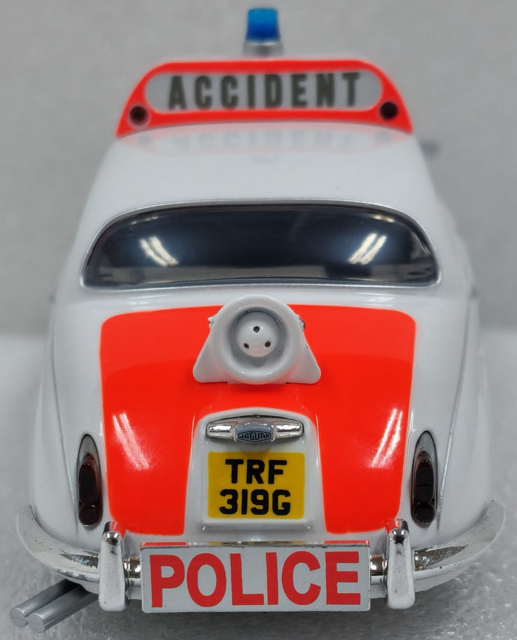 Jaguar Mk2 Police Edition 1/32 Scale Scalextric SCAC4420
