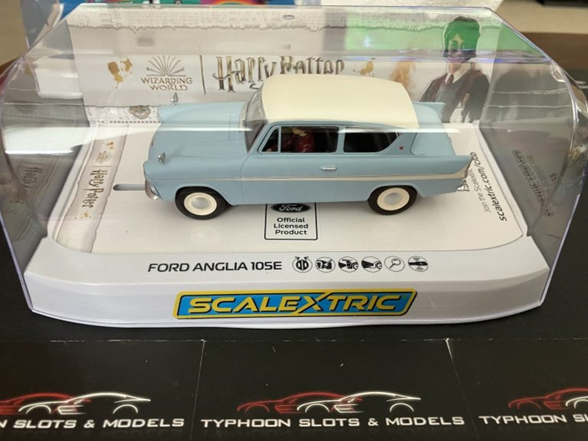 Ford Anglia 105e Harry Potter Edition 1/32 Scale Scalextric SCAC4504