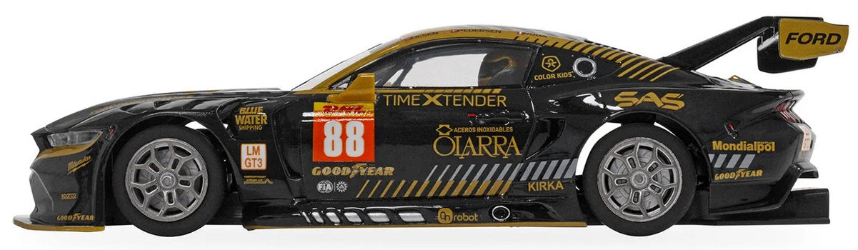 FORD MUSTANG GT3 - PROTON COMP - QATAR 1/32 Scale Scalextric SCAC4519