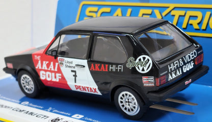 VW GOLF GTI - RICHARD LLOYD RACING 1/32 Scale Scalextric SCAC4520