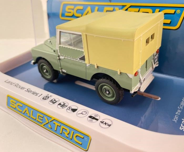LAND ROVER SERIES 1 - HUE166 1/32 Scale Scalextric SCAC4600