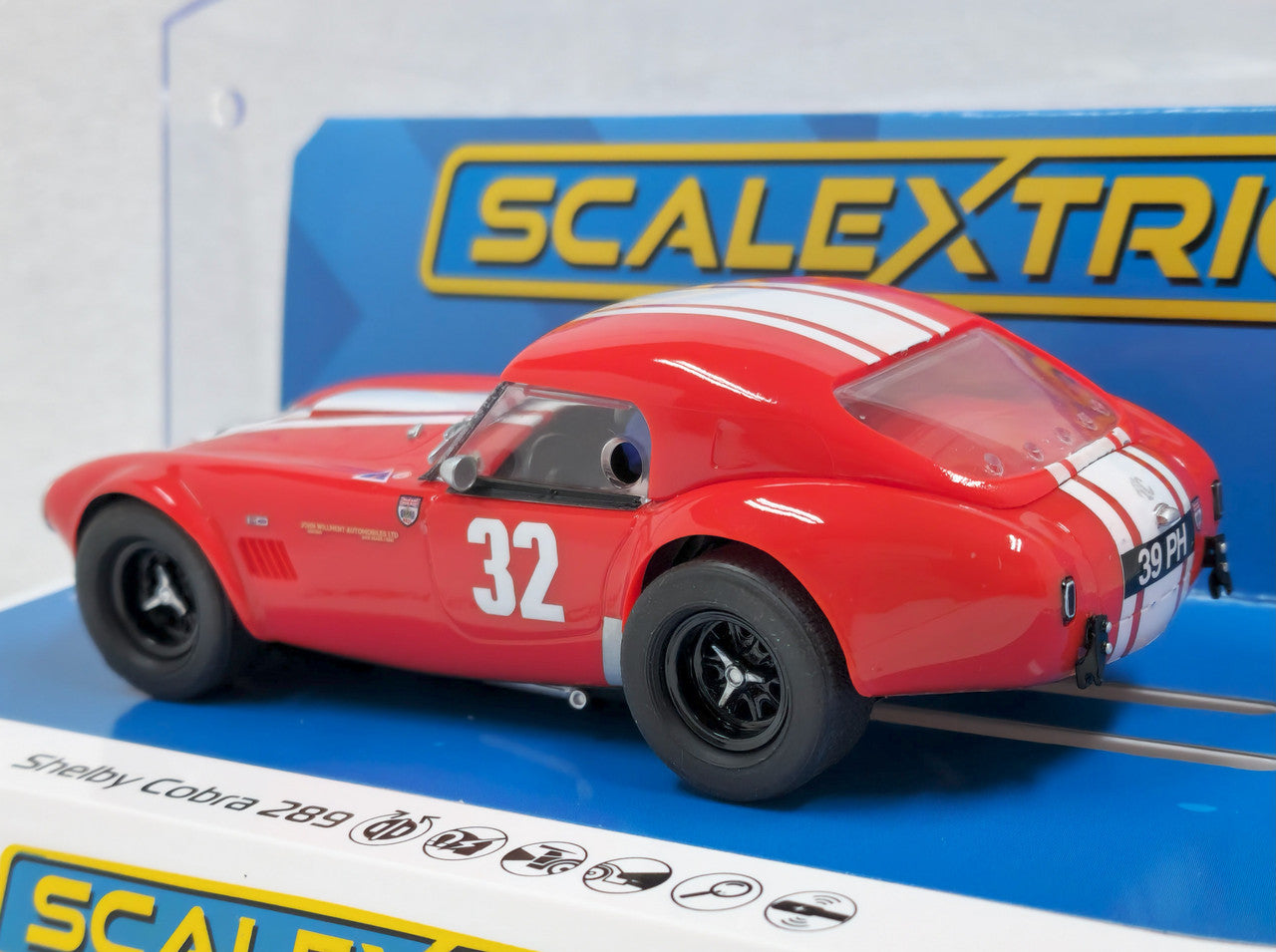 COBRA 289 - RED - 39PH 1/32 Scale Scalextric SCAC4528