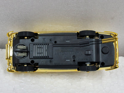 ASTON MARTIN DB5 - JAMES BOND - 60TH ANV 1/32 Scale Scalextric SCAC4550A